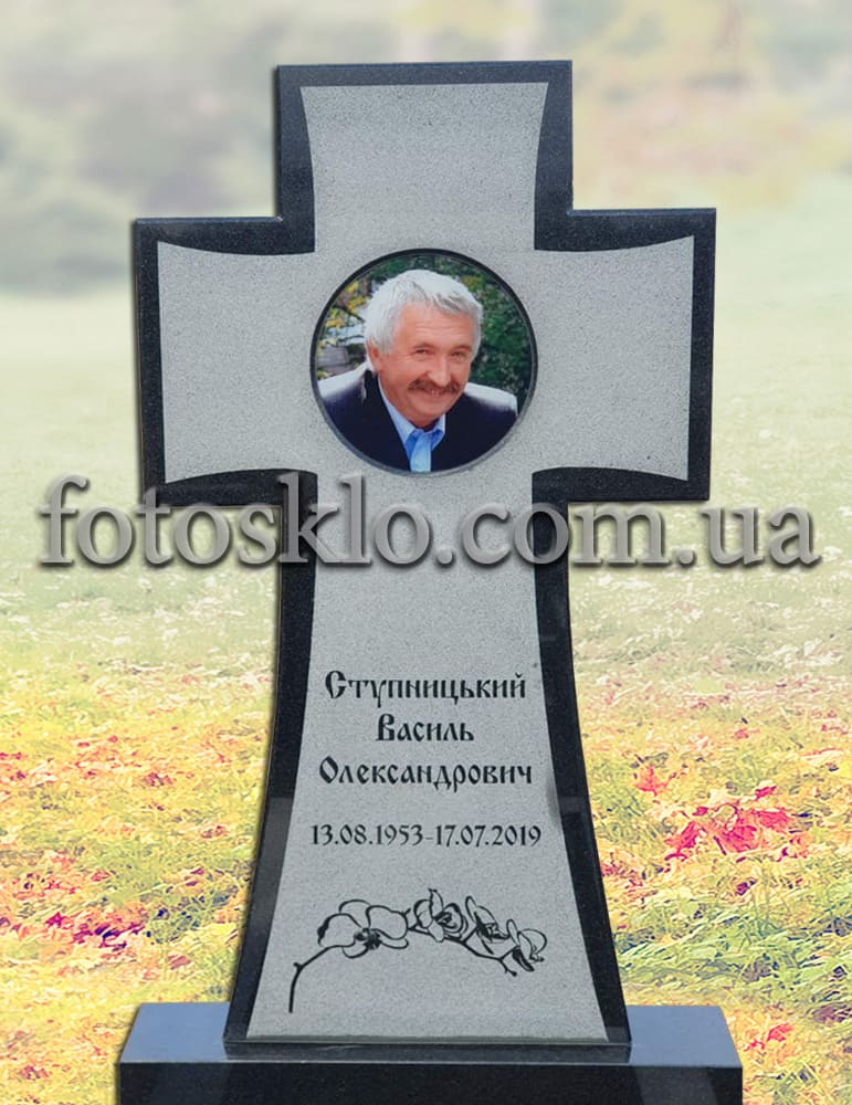 Памятник из гранита Казацкий крест