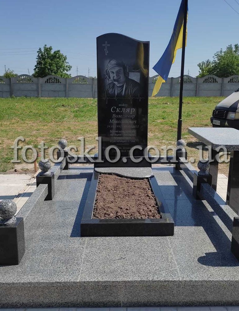 pamaytnik fotokolaz 4