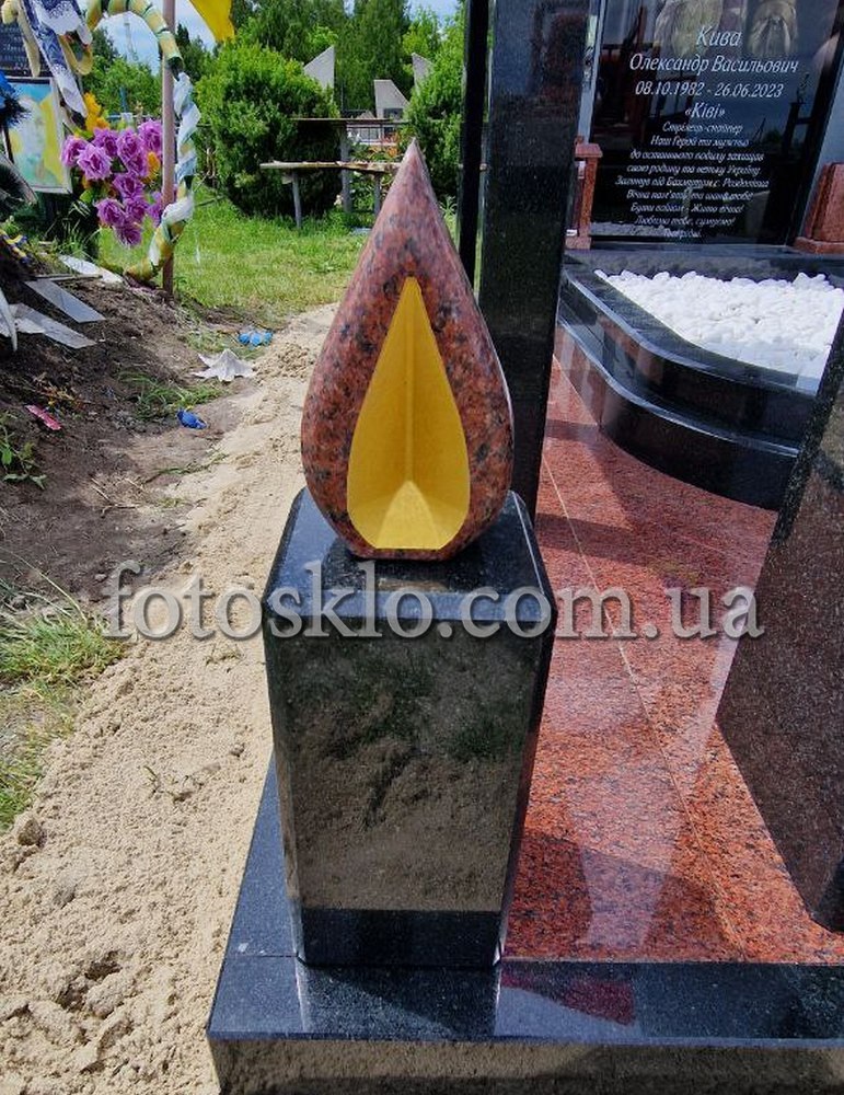 Пам'ятник військовому Герою Украіни, ЗСУ