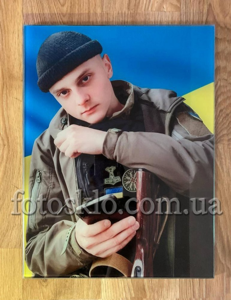 Фото під склом військовому на памятник - Fotosklo