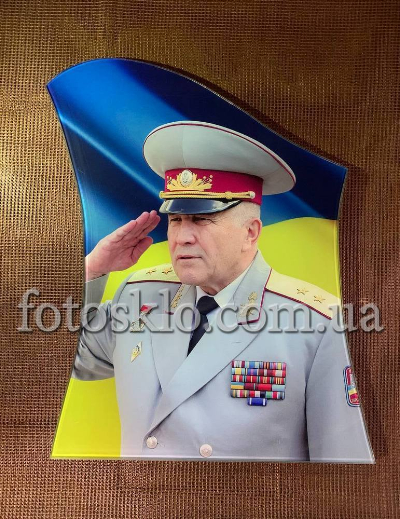 Фото под стеклом военному на памятник- Fotosklo