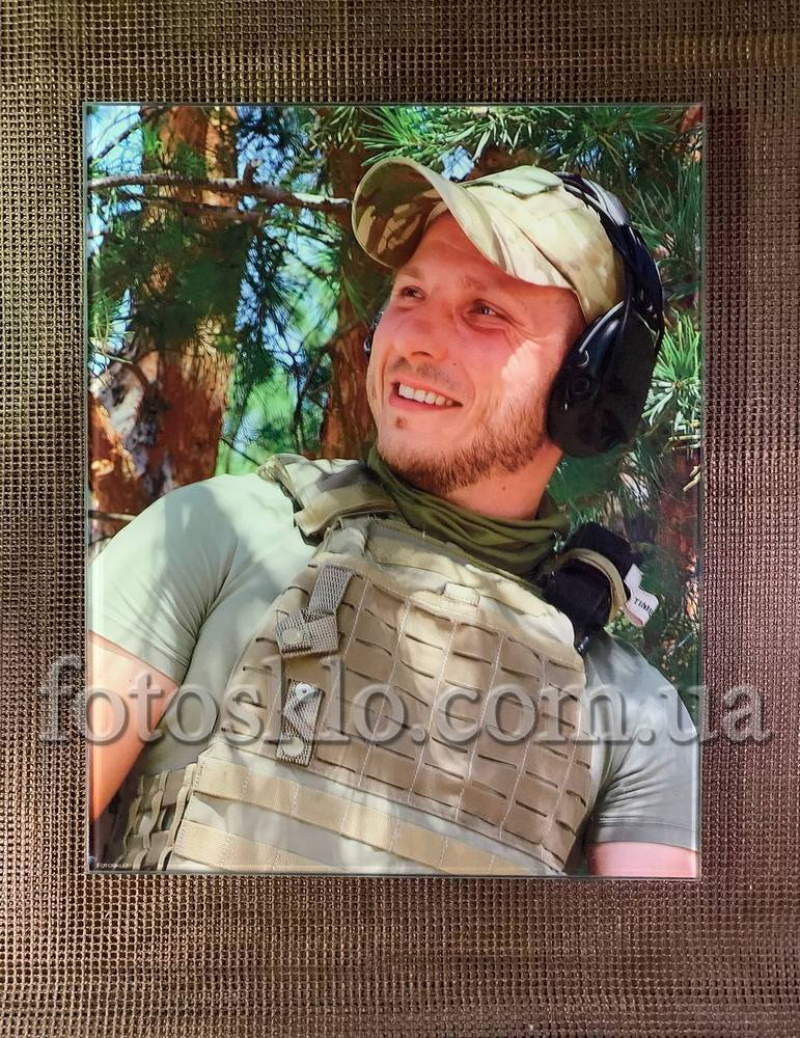 Фото под стеклом военному на памятник- Fotosklo