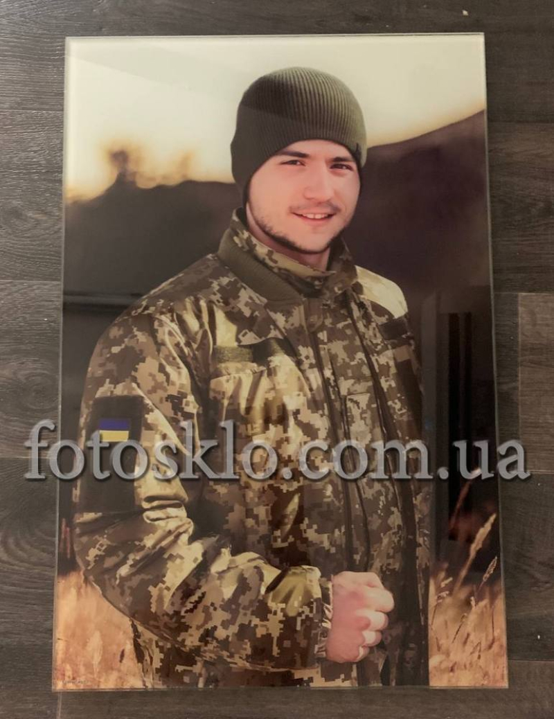 Фото под стеклом военному на памятник- Fotosklo