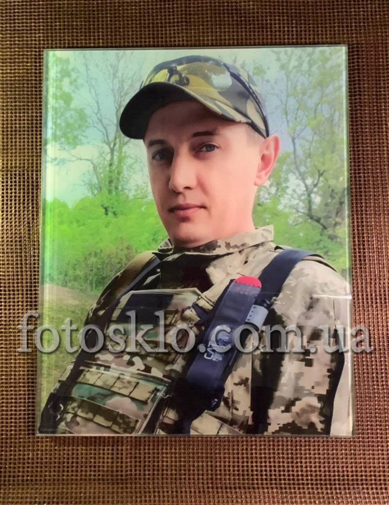 Фото под стеклом военному на памятник- Fotosklo