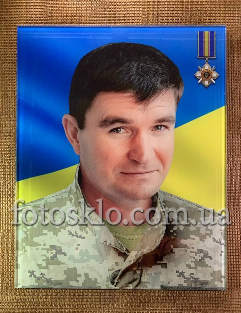 Фото под стеклом военному на памятник- Fotosklo