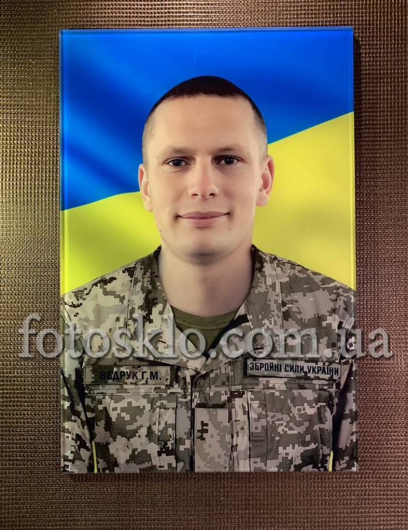 Фото под стеклом военному на памятник- Fotosklo