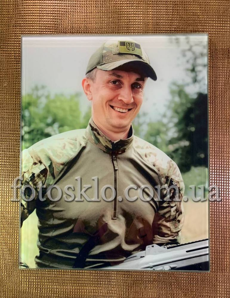 Фото под стеклом военному на памятник- Fotosklo