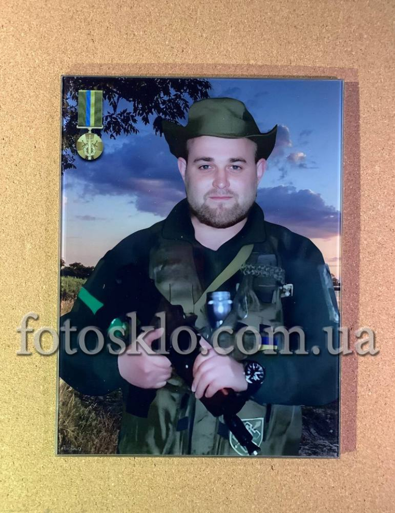 Фото под стеклом военному на памятник- Fotosklo